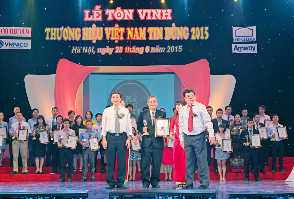 Dầu-tràm-huế-thương-hiệu-Việt-Nam-tin-dùng