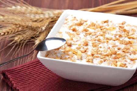 bột-yến-mạch-tẩy-da-chết-trên mặt